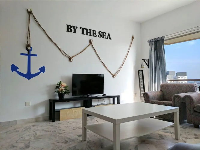 Themed Apartments @ Straits View Villas