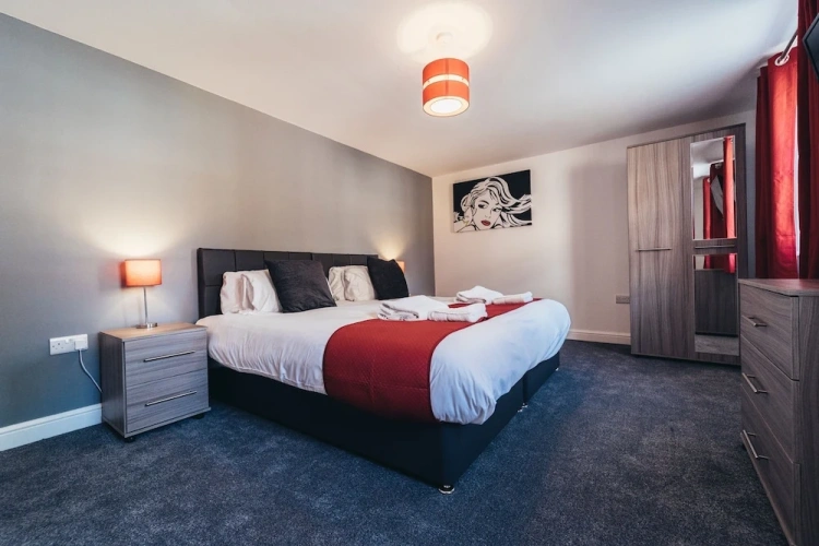Deluxe Sextuple Apartment