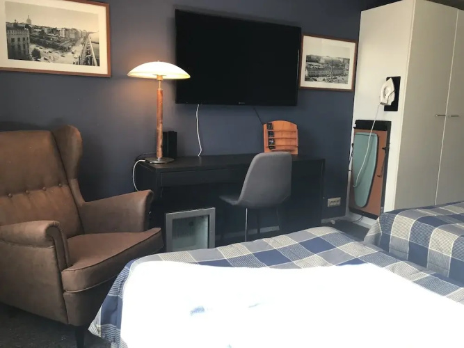 West Side Hotel