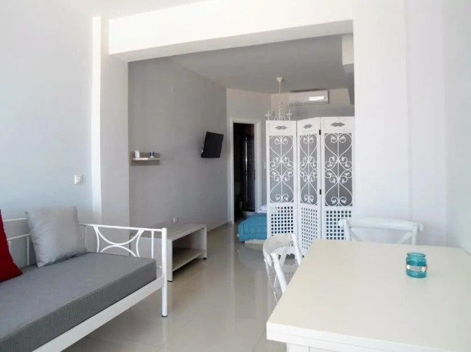 Standard Triple room with sea view