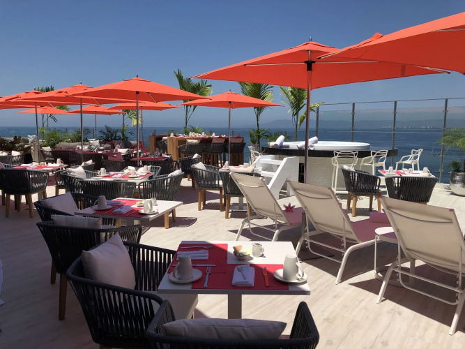 Almar Resort Luxury Beach Front Experience