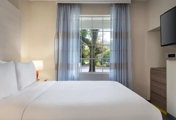 2 Bedrooms Suite