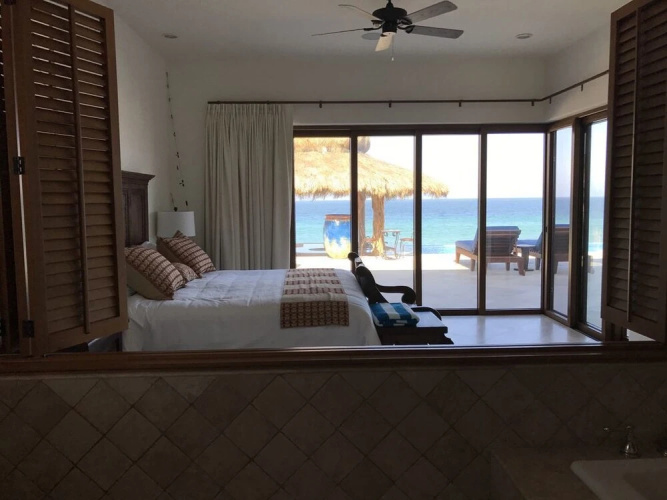 Villa Zachary