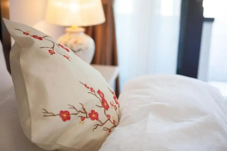 Yonder Way Hotel