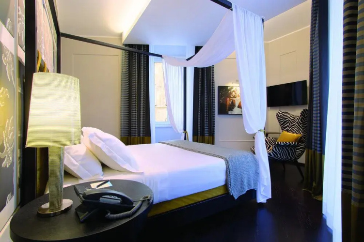 Hotel Stendhal & Luxury Suites