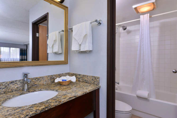 Best Western Naperville Inn photo 11