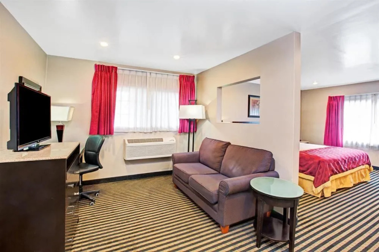 Ramada Marina Del Rey