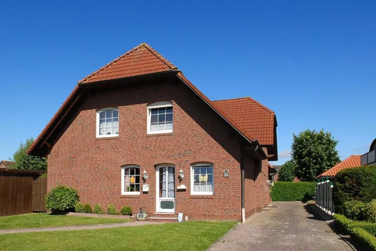 2 Bedrooms Cottage