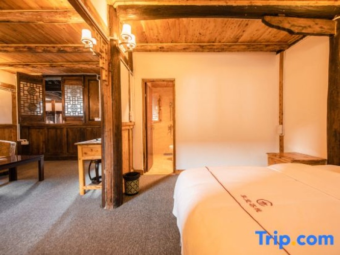 Deluxe Double Suite
