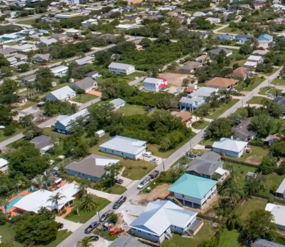 Cottage with balcony
