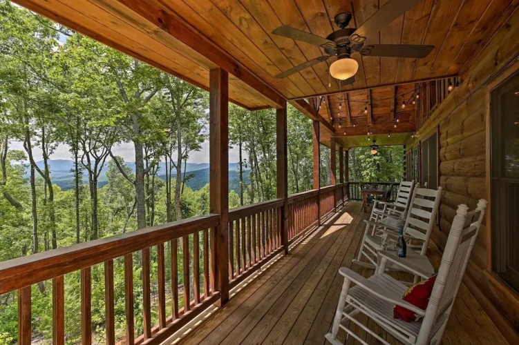 A Sunset Dream' - Upscale Blue Ridge Cabin!
