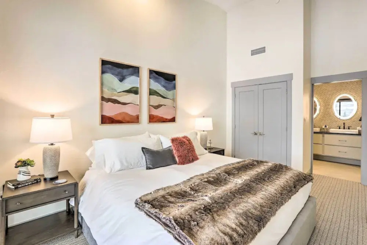 Mountain-view Winter Park Condo w/ Balcony!
