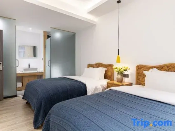 Luxury Twin room