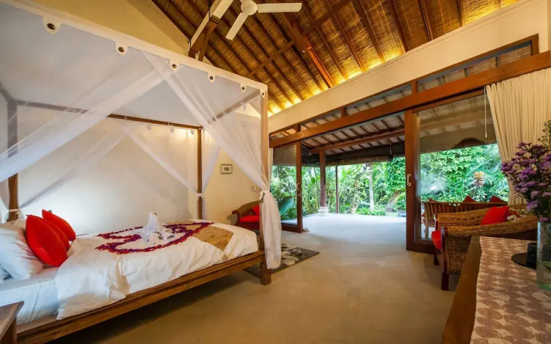 Infinity Jungle View Aashaya Villa Ubud