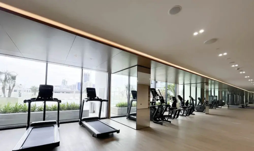 Luxury & Comfort 1B at Binghatti Amber & Balcony