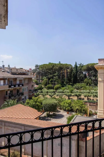 Vatican Pertusa Luxury Suites