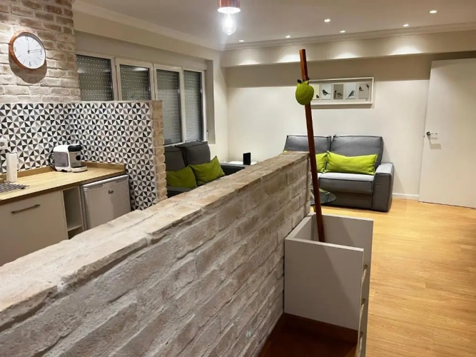 3 Bedrooms Apartment
