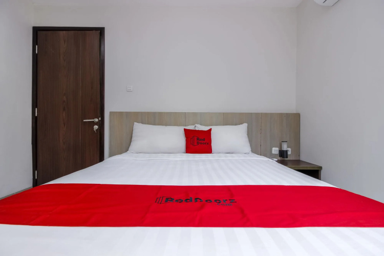 RedDoorz Plus @ TB Simatupang