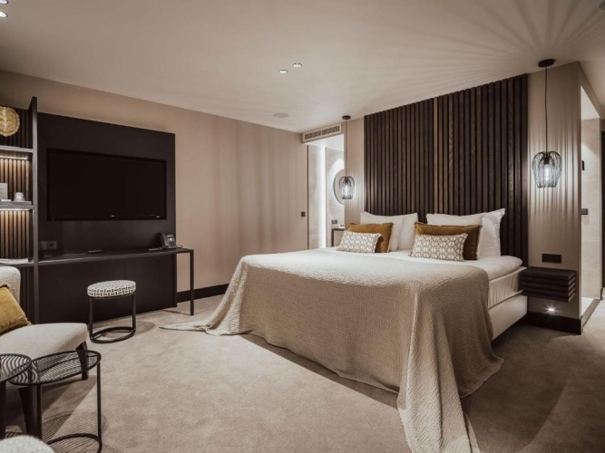 Deluxe Double room