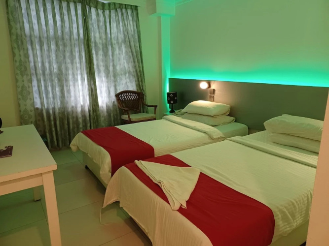 Huvadhumaa Inn