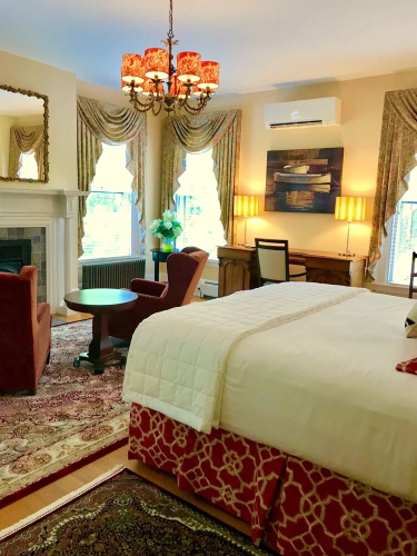 Bass Cottage Inn