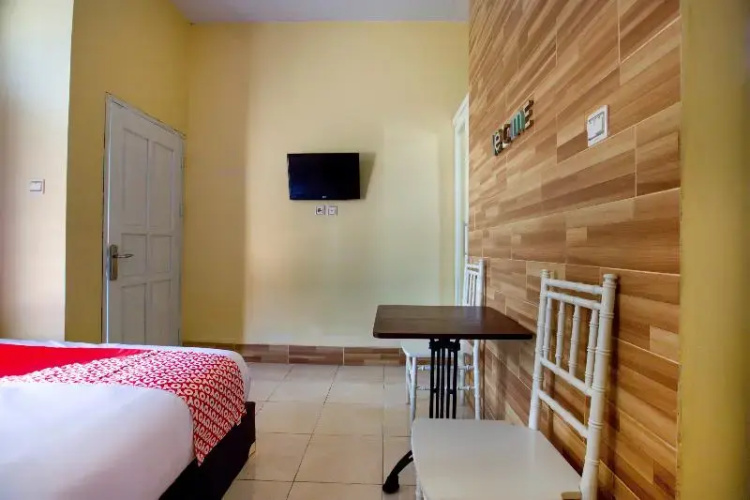 OYO 3249 Wijaya Kusuma Residence