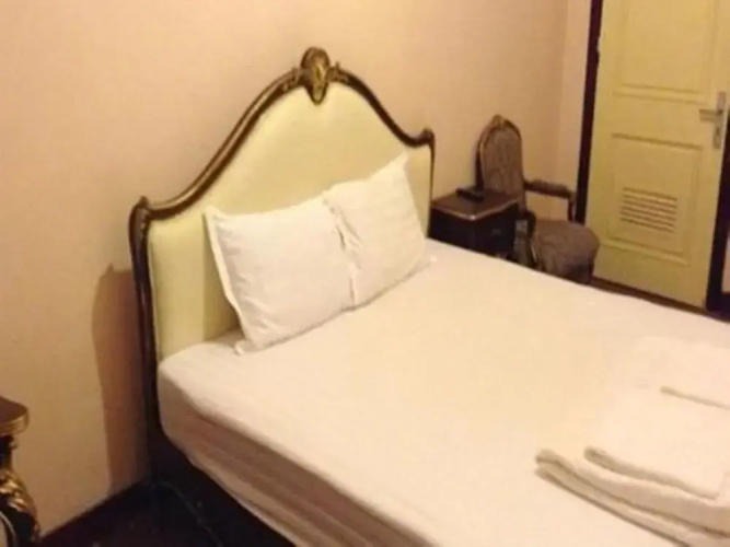 Phoenix Hotel