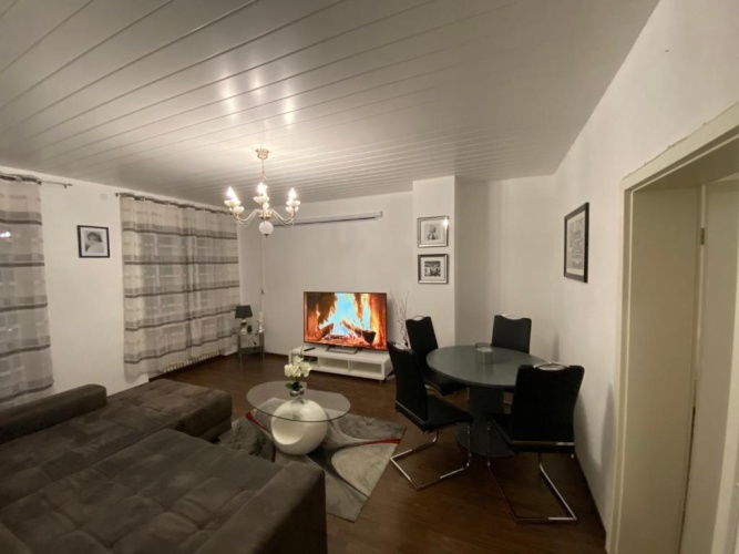 3 Bedrooms Apartment
