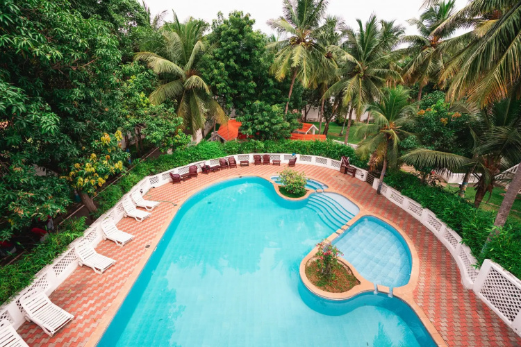 Shelter Beach Resort - Ecr