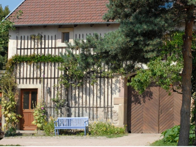 3 Bedrooms Cottage