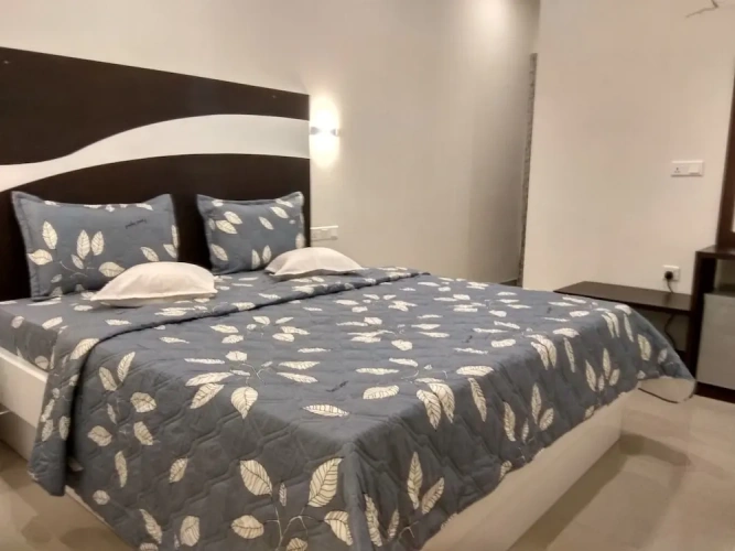 2 Bedrooms Economy Suite with garden view