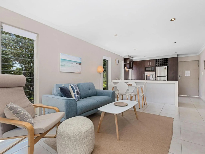 Apartment 1 Attunga Heights 4