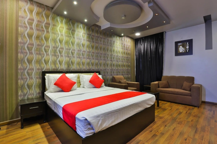 1 Bedroom Deluxe Apartment