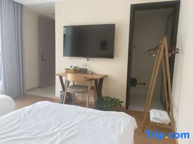 Standard Twin room with balcony and with mountain view