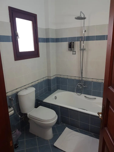 Santorini Family Apartments