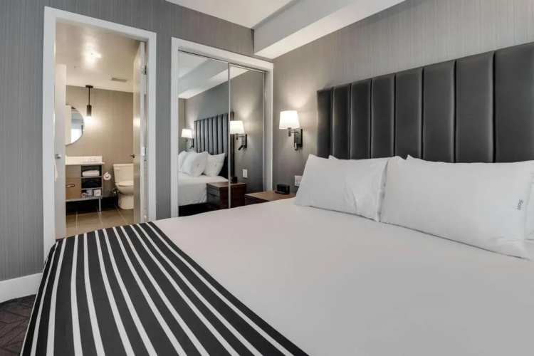 Sandman Signature Saskatoon South Hotel