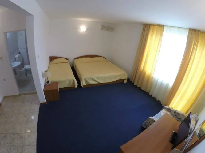 Hotel Lotos
