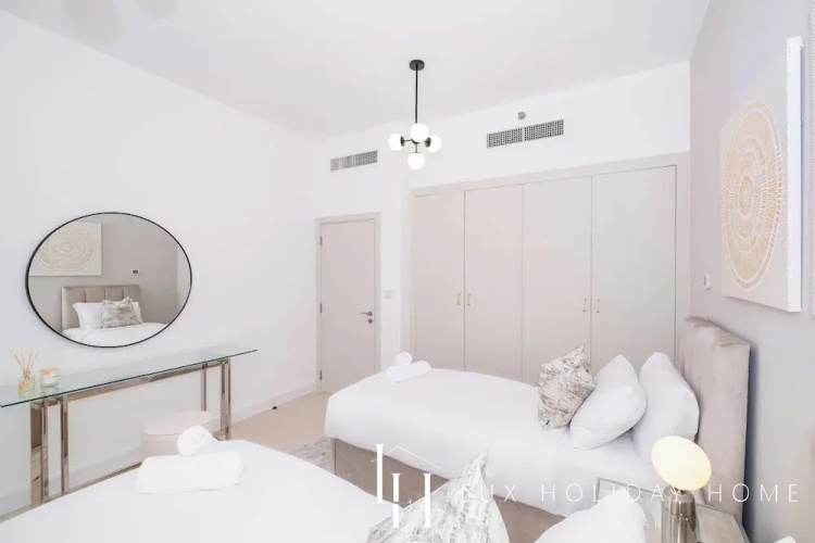 LUX  The Luxurious Central JBR Suite