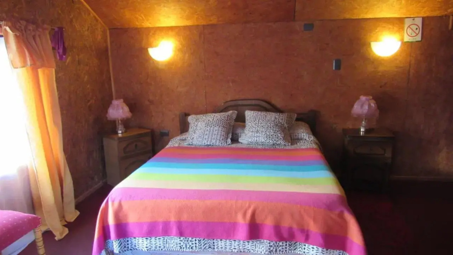 Hostal y Cabañas Perla del Lago