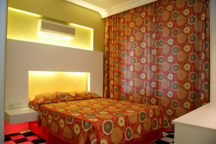 Orient Suite Hotel