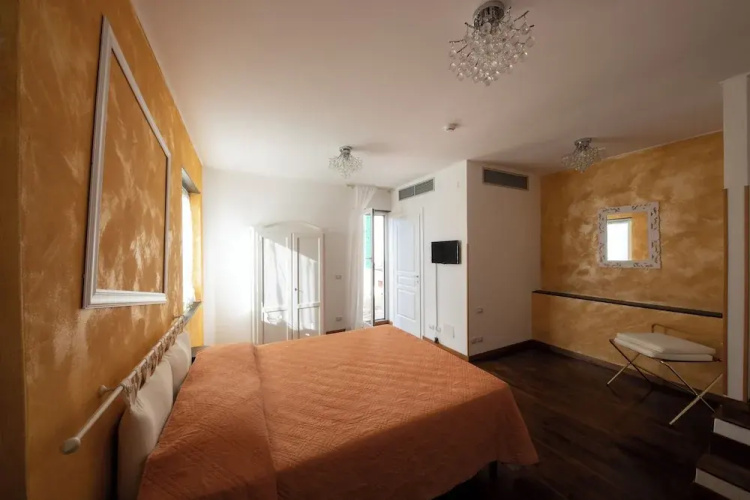 Lookyhotel