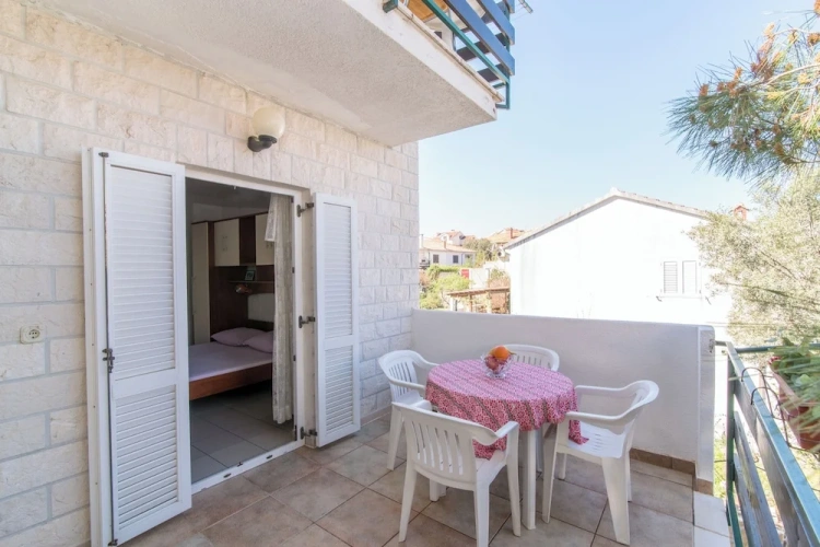 2 Bedrooms Economy Apartment