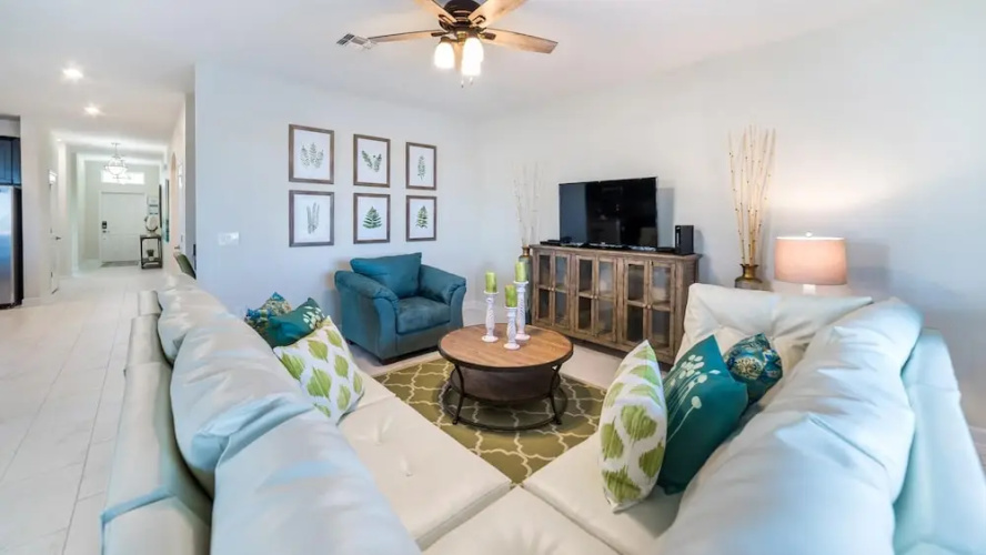 # 4725 Kings Castle Circle