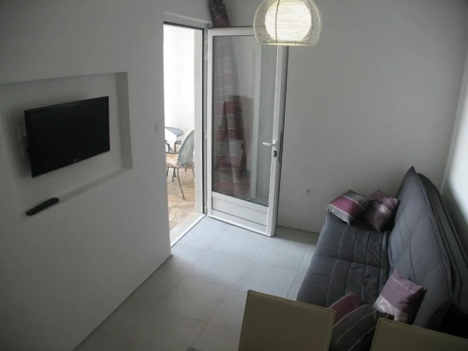 1 Bedroom Apartment with sea view