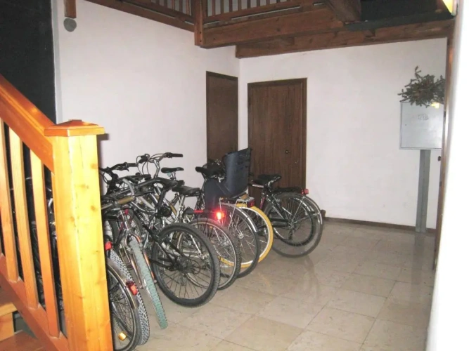 1 Bedroom Attic Apartment
