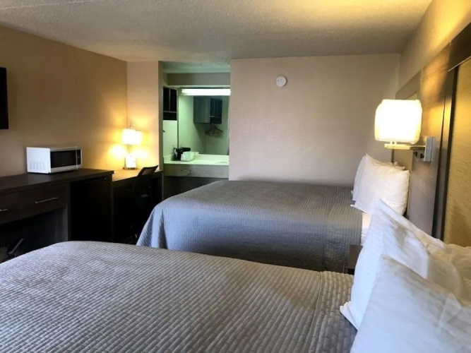Legacy Inn Sumner