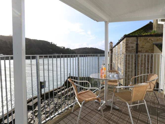 28 the Salcombe
