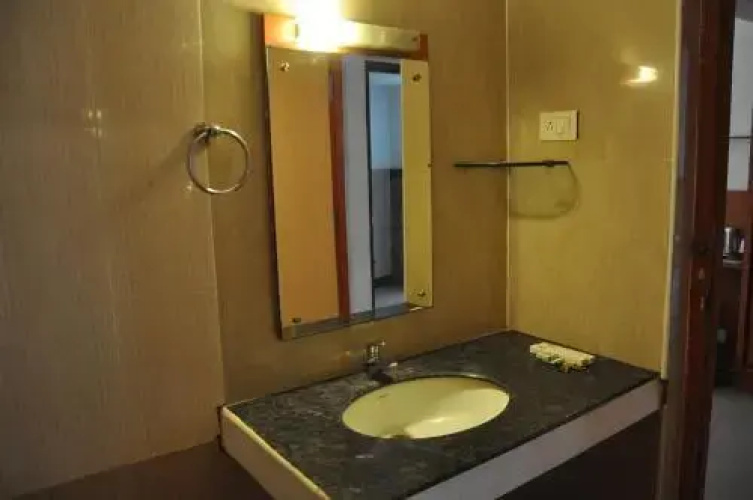 Hotel Shanthi Inn