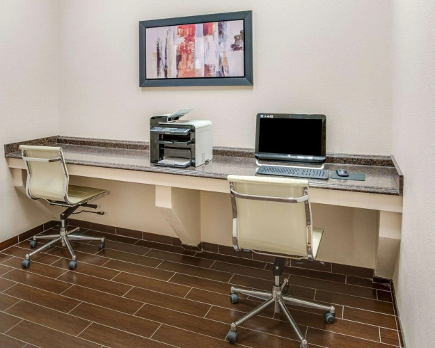 Comfort Suites Mandeville - Covington