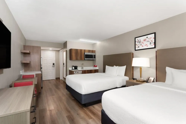 Standard Quadruple room